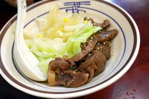 年代客棧の牛肉めし